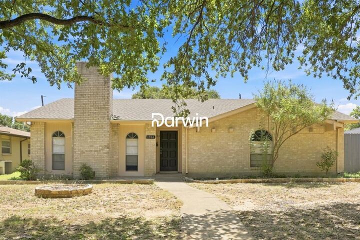 Property Photo: 1504 Carnation Drive TX 75067
