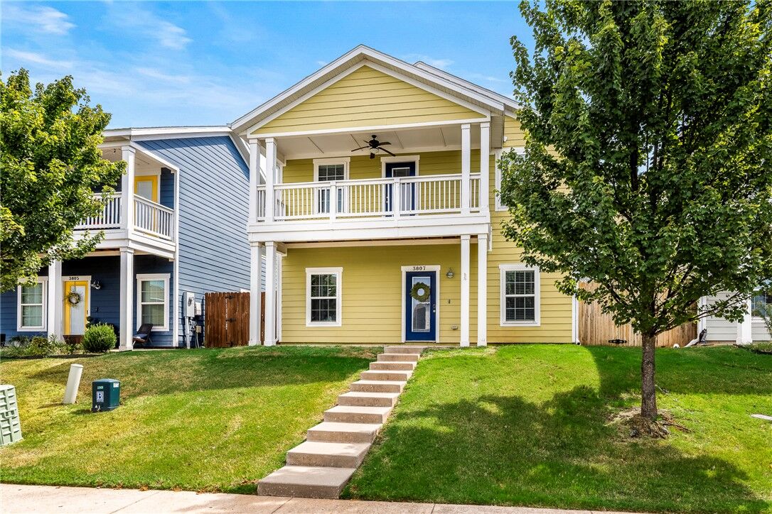 Property Photo:  3807 SW Peachwood Drive  AR 72713 