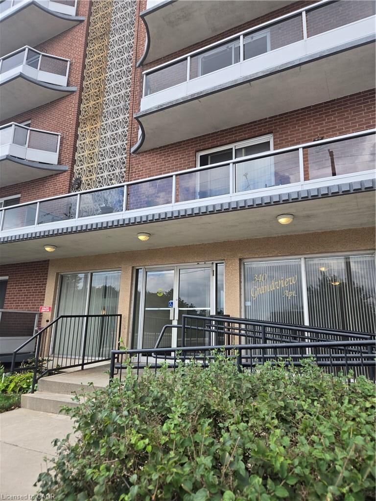 Property Photo:  340 Concession Street 604  ON L9A 1B6 
