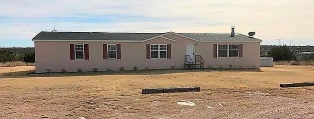 Property Photo:  1510 Richie Rd  TX 79730 