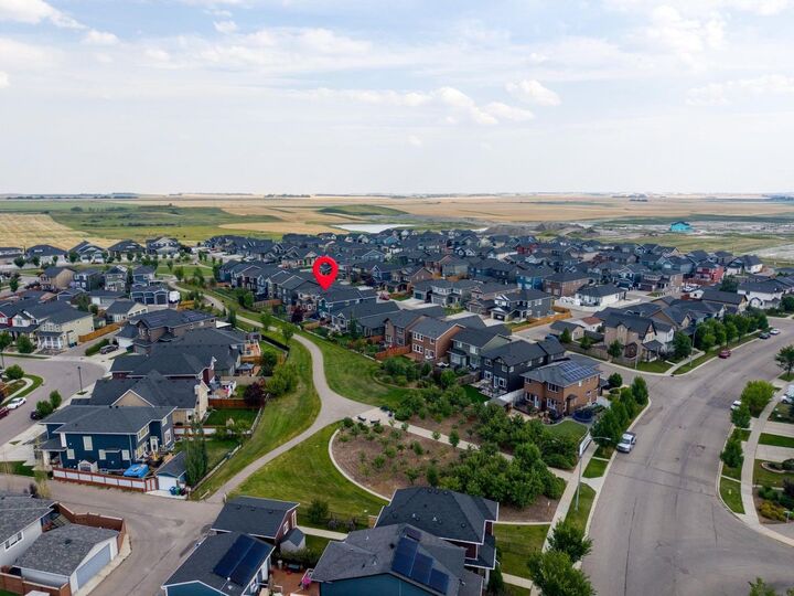 Property Photo:  1532 Ravensmoor Way SE  AB T4A 0V9 