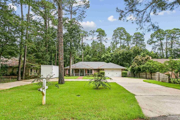Property Photo:  2908 Coral Strip Pkwy  FL 32563 