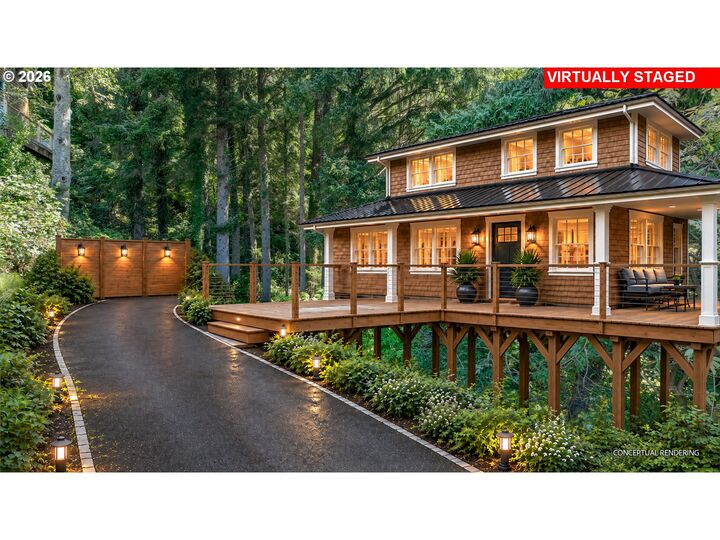 Property Photo: 415 Chilkoot Trl OR 97110