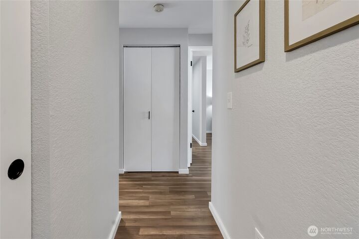 Property Photo:  17404  119th Lane SE H8  WA 98058 