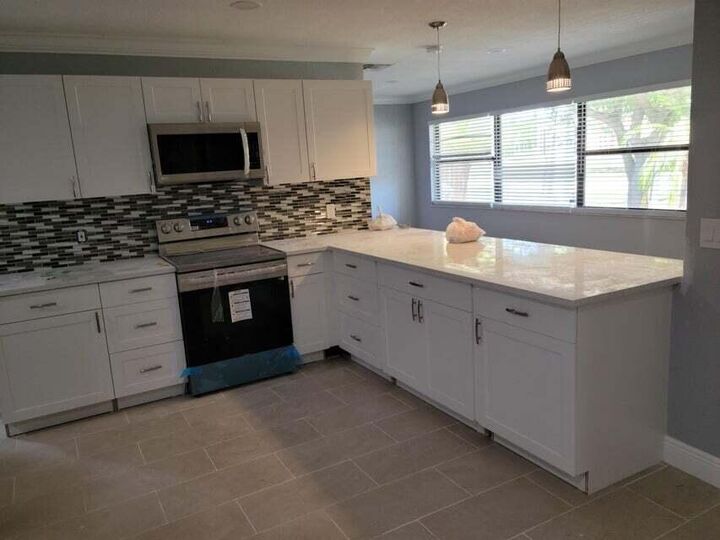 Property Photo: 4010 N Shore Drive FL 33407