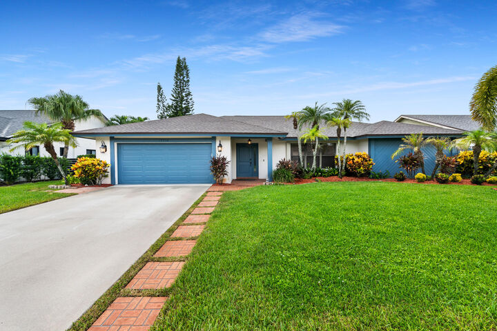 Property Photo:  14358 Blackberry Drive  FL 33414 