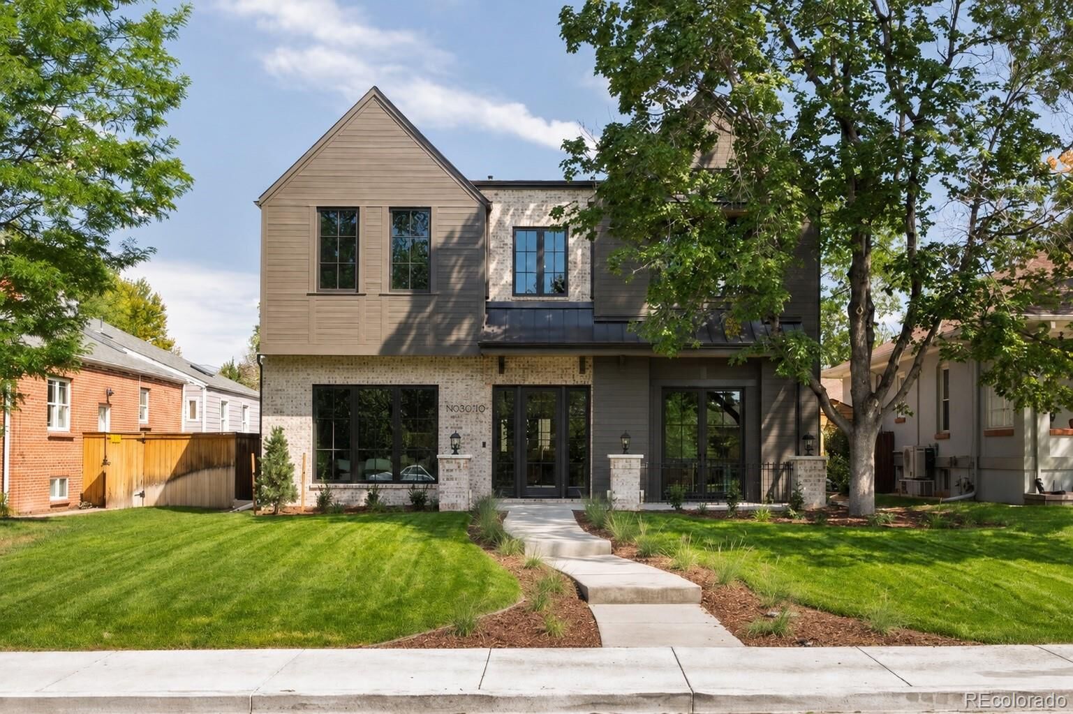 Property Photo: 2070 S Saint Paul Street CO 80210