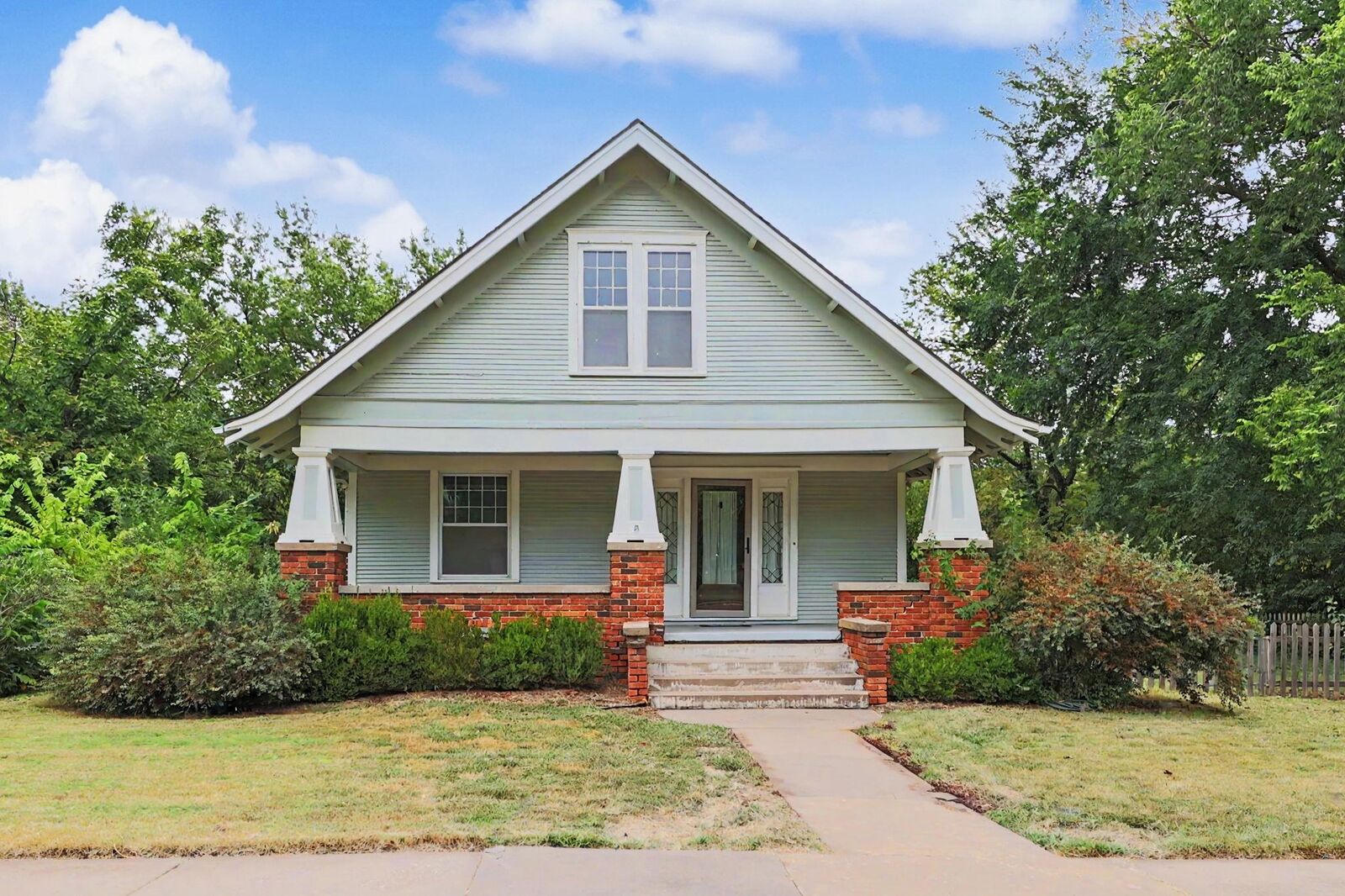 Property Photo:  612 N Maple  KS 66866 