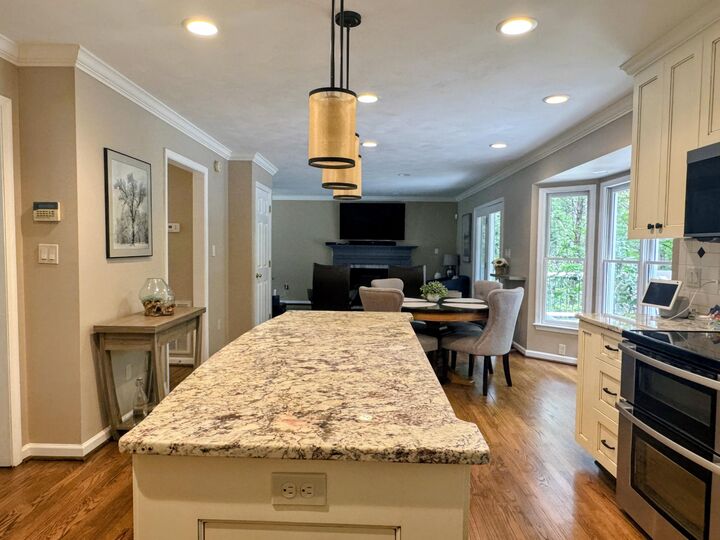 Property Photo:  4220 Kings Court Dr  VA 24018 