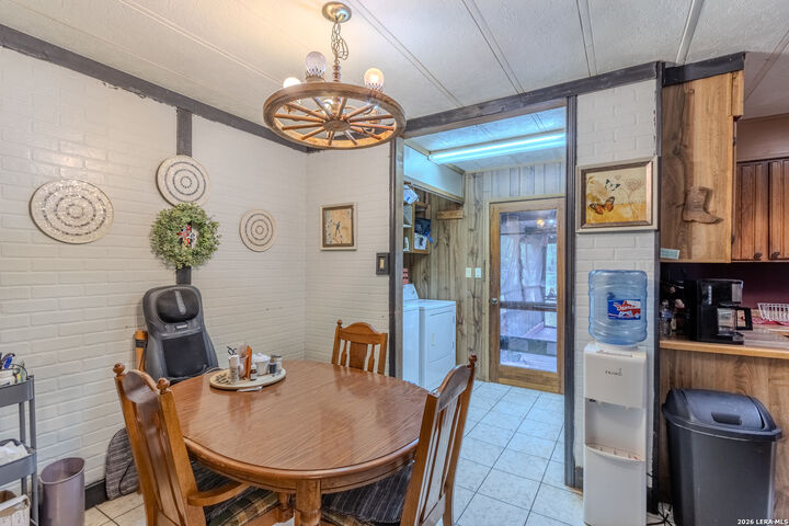 Property Photo: 88 Walnut St TX 78832