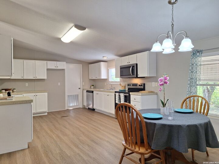 Property Photo: 2708 Southern Breeze TX 78861