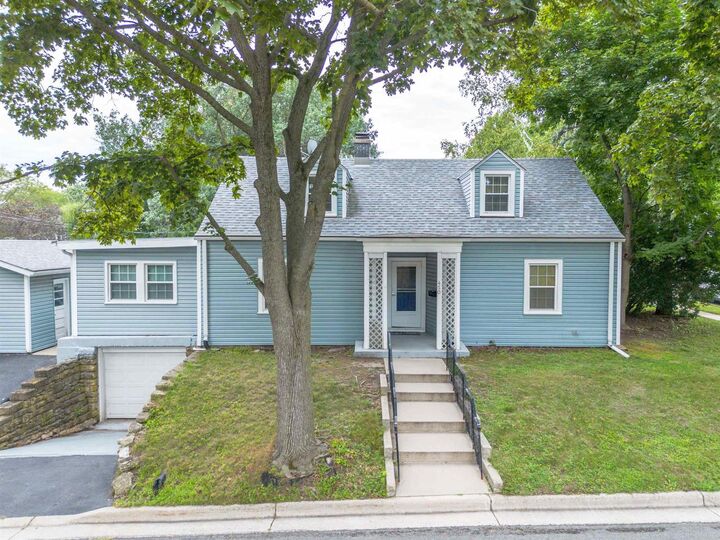 Property Photo:  450 Westmorland Boulevard  WI 53711 