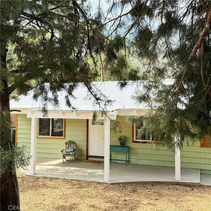 Property Photo:  6513 Lowry Lane  CA 93225 