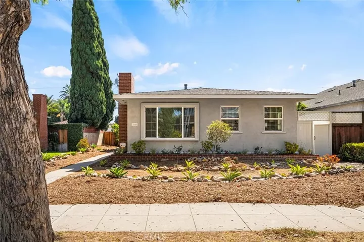 Property Photo:  3606 California  CA 90807 