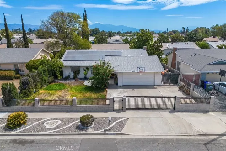 Property Photo: 9087 Rosecrest Lane CA 92335