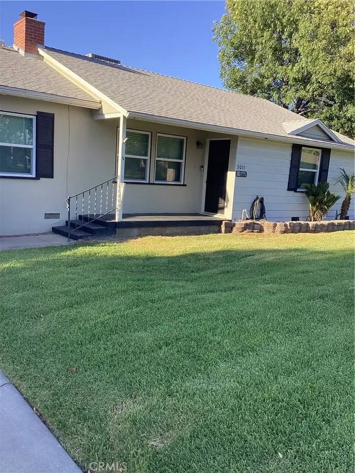 Property Photo: 5011 Granada CA 92504