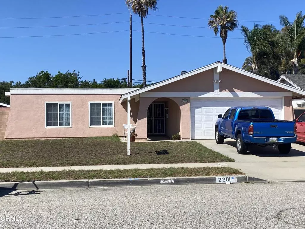 Property Photo: 2201 Bernadette Street CA 93030