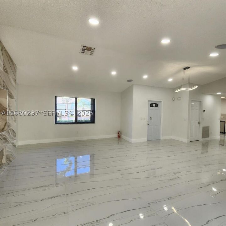 Property Photo: 9088 SW 22nd St E FL 33428