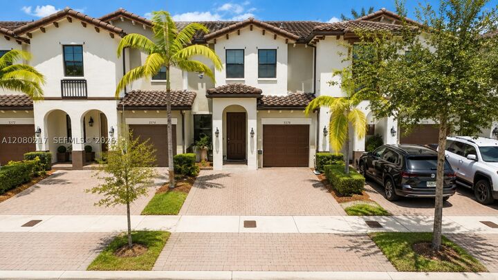Property Photo: 10327 NW 89th Ter FL 33178