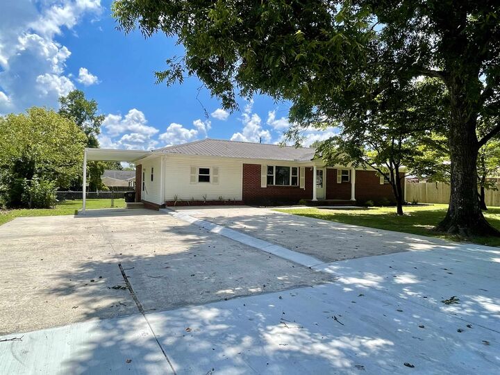Property Photo:  1804 Culpepper St NW  AL 35055 