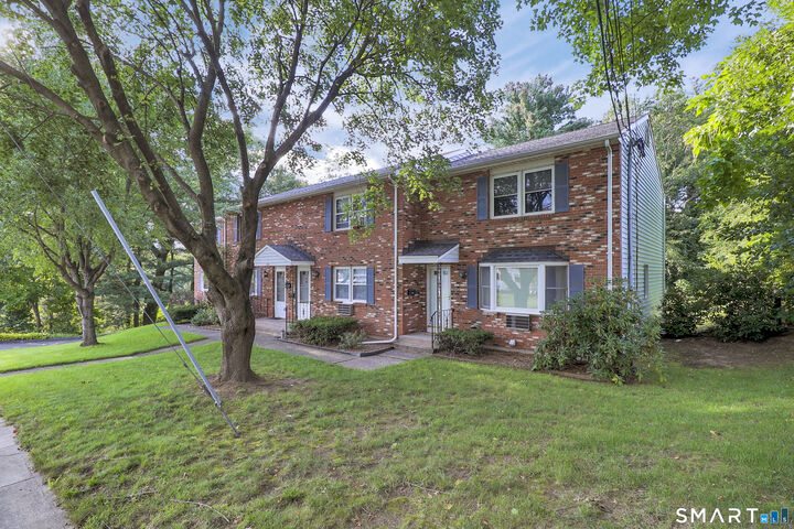 Property Photo:  64 Hawthorne Street D  CT 06010 