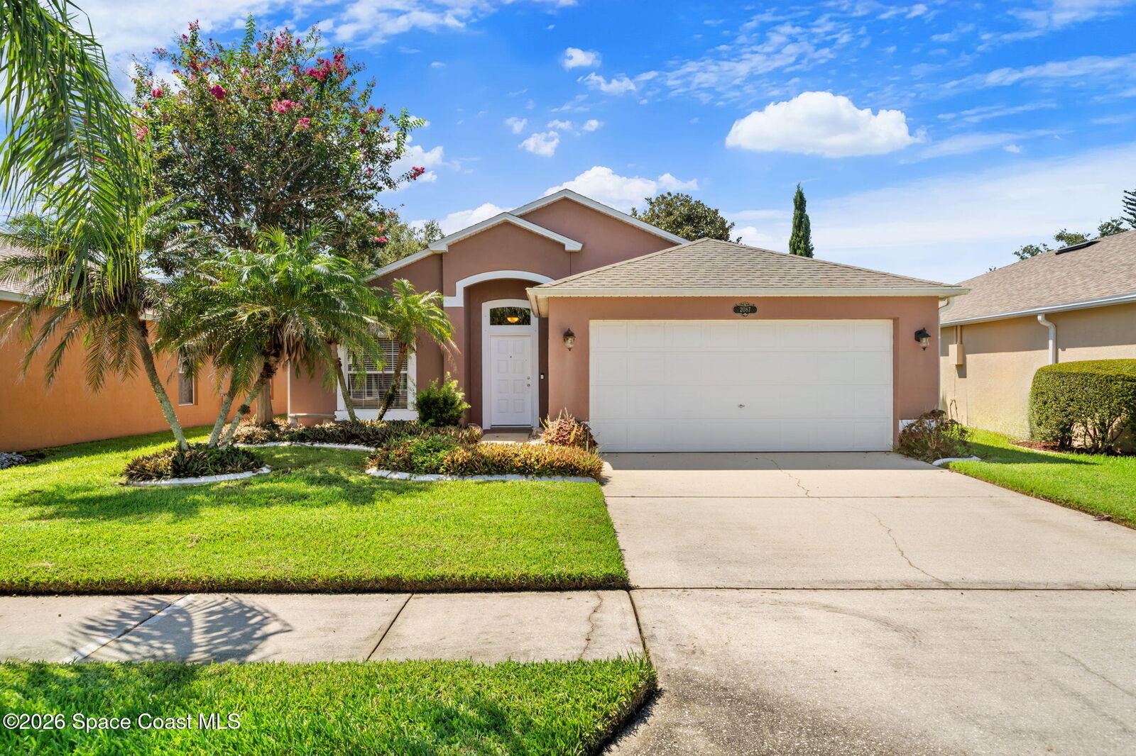 Property Photo: 2087 Deercroft Drive FL 32940