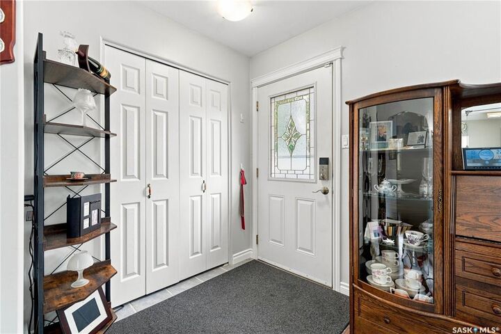 Property Photo:  1001 Mahoney Avenue  SK S7L 3Z2 