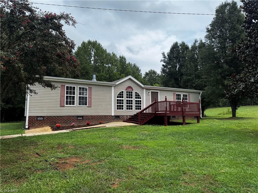 Property Photo: 502 Dawson Miller Road NC 27205