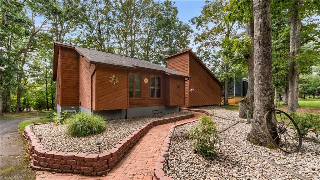 Property Photo:  1308 Bunny Trail  NC 27105 