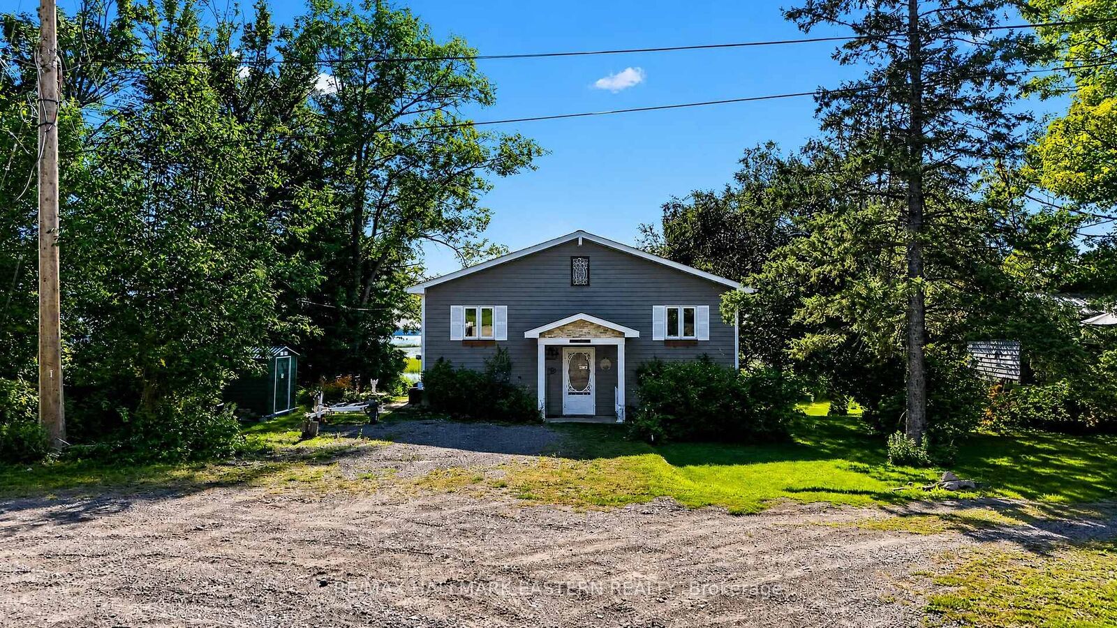 Property Photo:  2 Franklin Street  ON K0L 1R0 