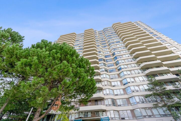 Property Photo:  1 Greystone Walk Drive 1786  ON M1K 5J5 