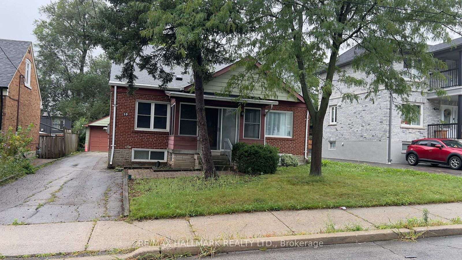 Property Photo:  10 Adele Avenue  ON M3L 1J1 