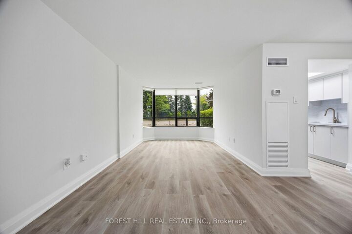 Property Photo:  7420 Bathurst Street 101  ON L4J 6X4 