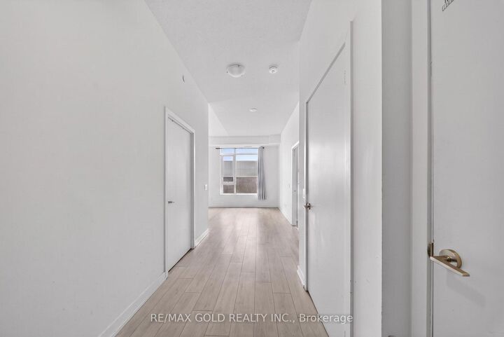 Property Photo:  55 Duke Street W 508  ON N2H 0C9 
