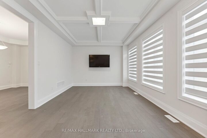 Property Photo: 7 Kessler Drive ON L6R 0B8