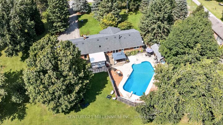 Property Photo:  65 Maplewood Drive  ON L9V 3N6 