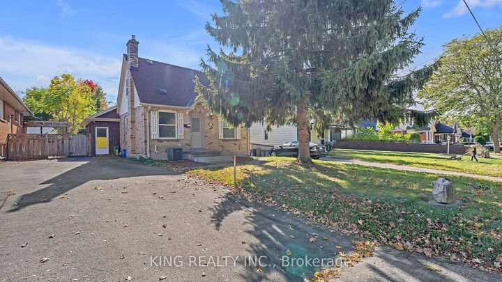 Property Photo:  727 Whetter Avenue  ON N6C 2H1 