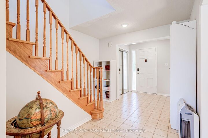 Property Photo:  4379 Radisson Crescent  ON L5M 4C4 