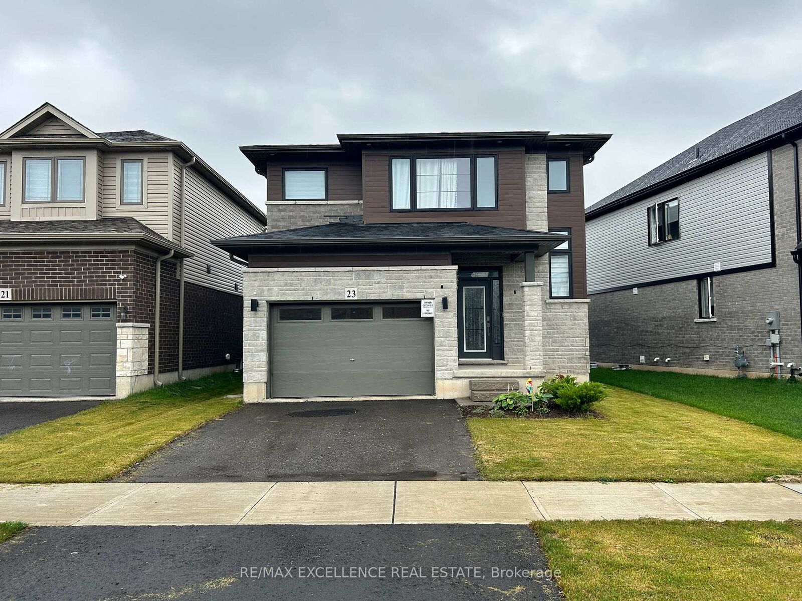 Property Photo:  23 Broddy Avenue  ON N3T 0V2 