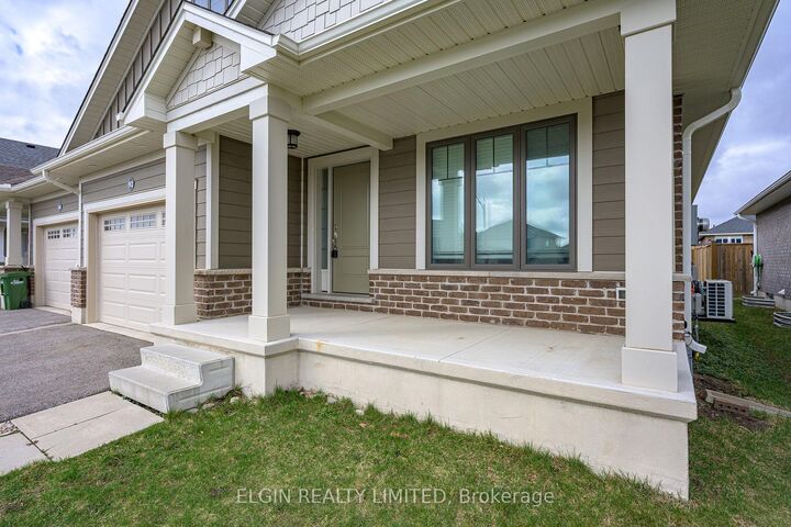 Property Photo:  92 Renaissance Drive  ON N5R 0K1 