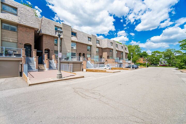Property Photo: 16 Dutch Myrtle Way ON M3B 3K8
