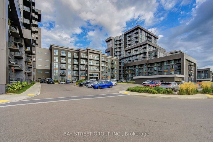450 Dundas Street E 313 — photo 1