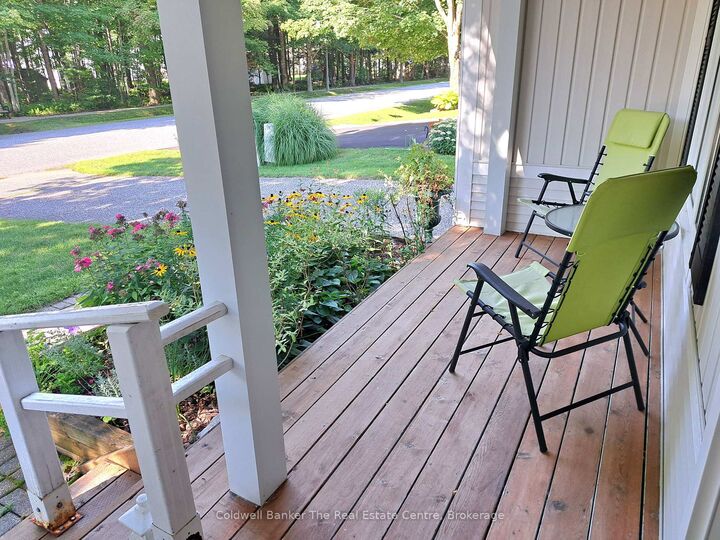 Property Photo:  76 Pine Ridge Gate  ON P1P 1Y4 