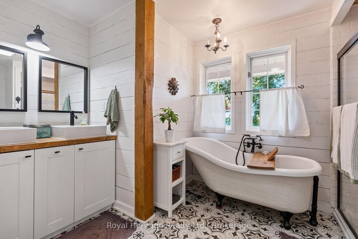 Property Photo:  87 Weldon Road  ON K9V 4R6 