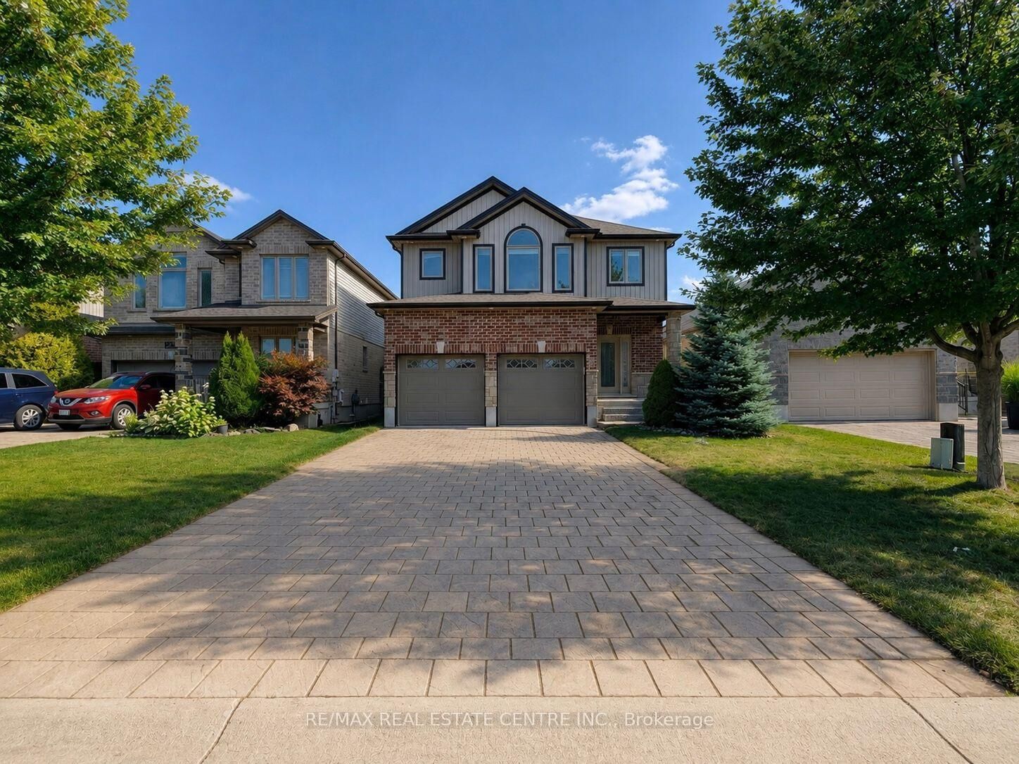 Property Photo:  1029 Moy Crescent  ON N6G 0B5 