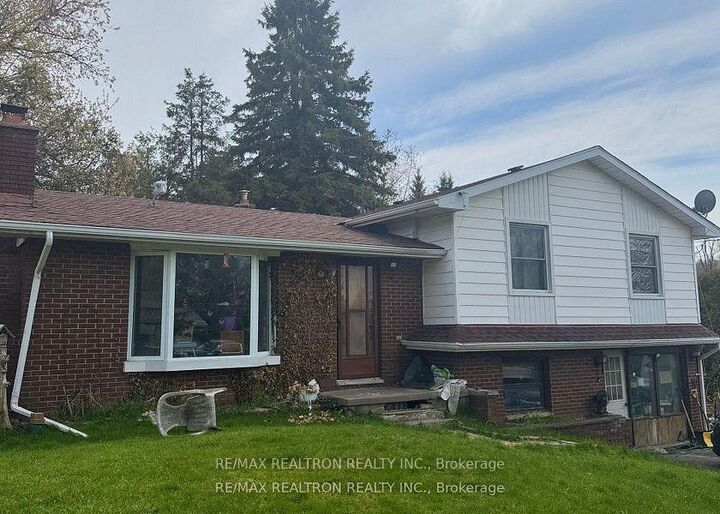 Property Photo:  15 Bess Drive  ON K0K 2X0 