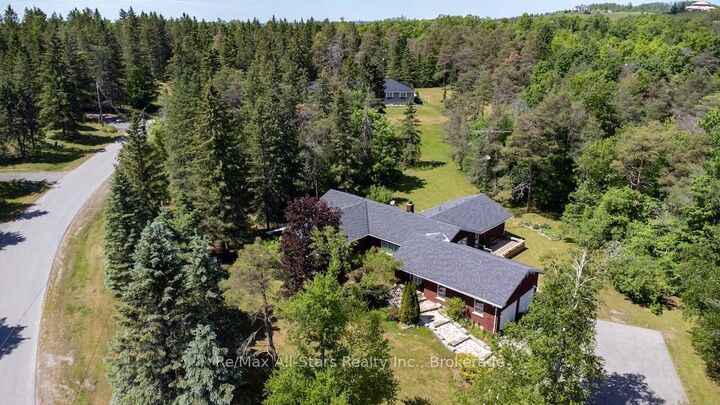 Property Photo:  32 Forest Drive  ON L0A 1A0 