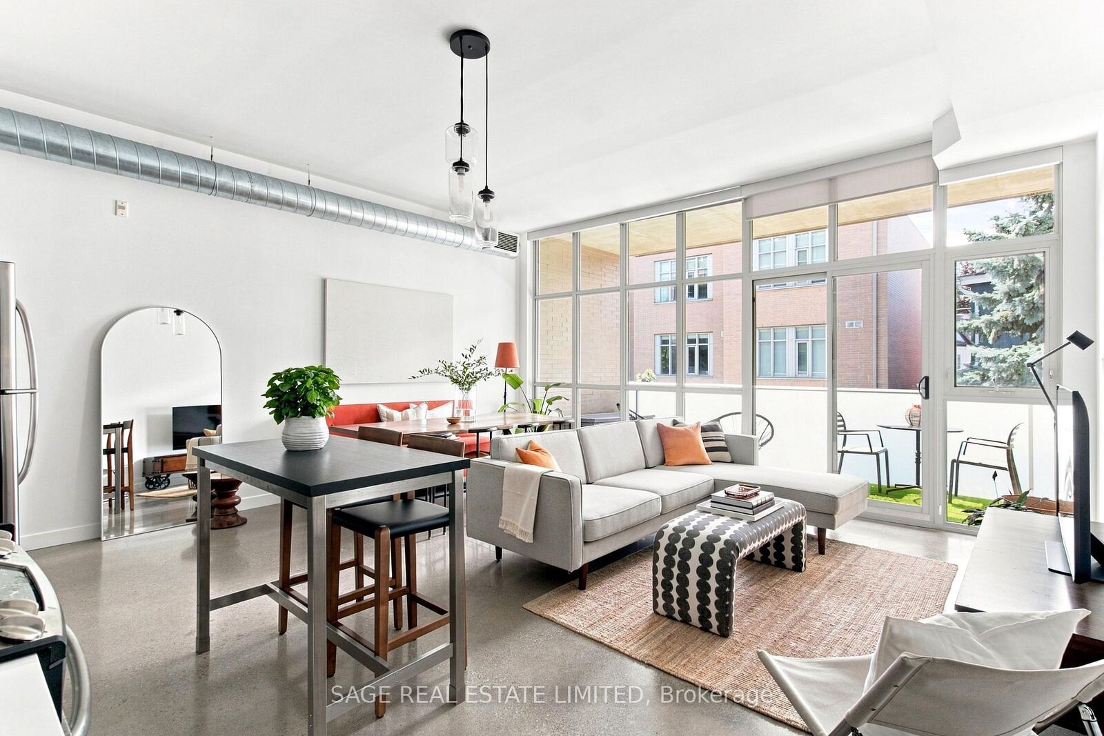 Property Photo: 52 Sumach Street 207 ON M5A 3J7