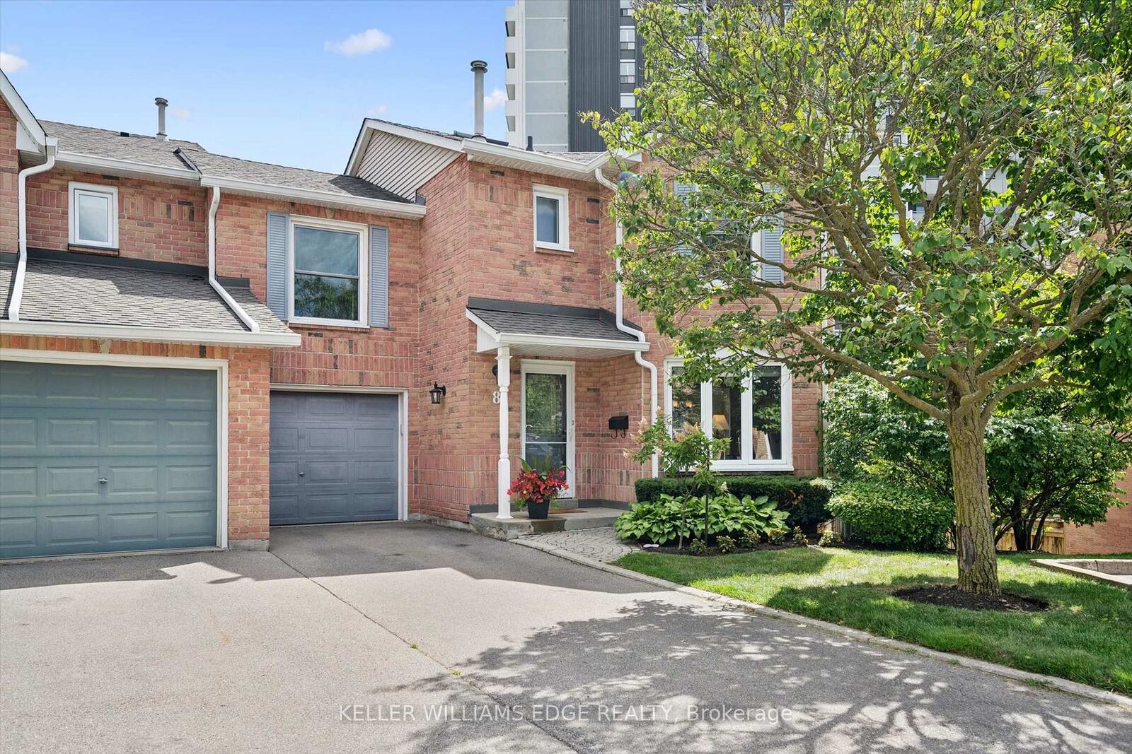 Property Photo:  2155 Duncaster Drive 8  ON L7P 4R3 