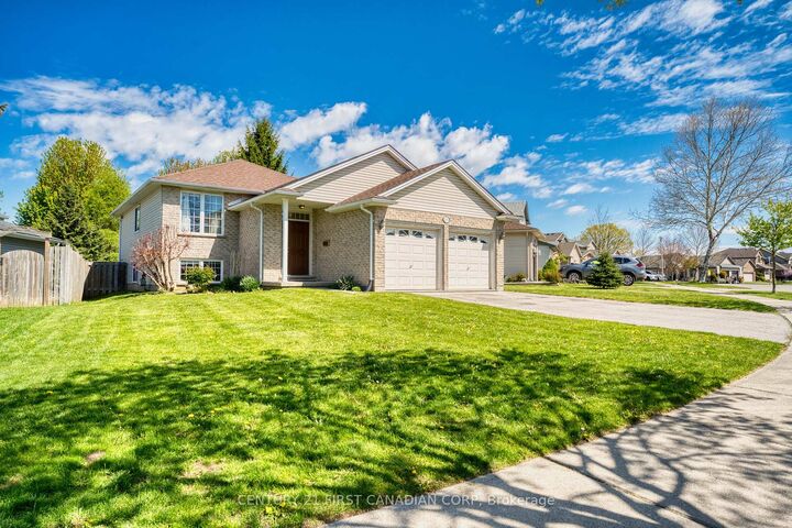 Property Photo:  1761 Devos Drive  ON N5X 4H9 